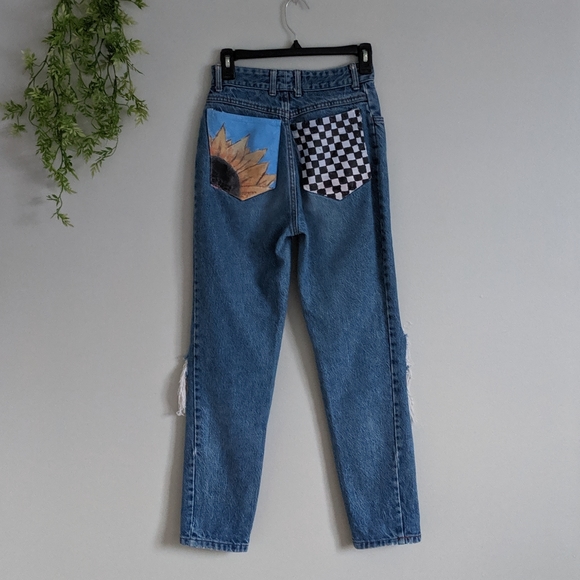 (bongo) Vintage 5 Button Hi-Waist Mom Jeans 5 - Picture 8 of 8